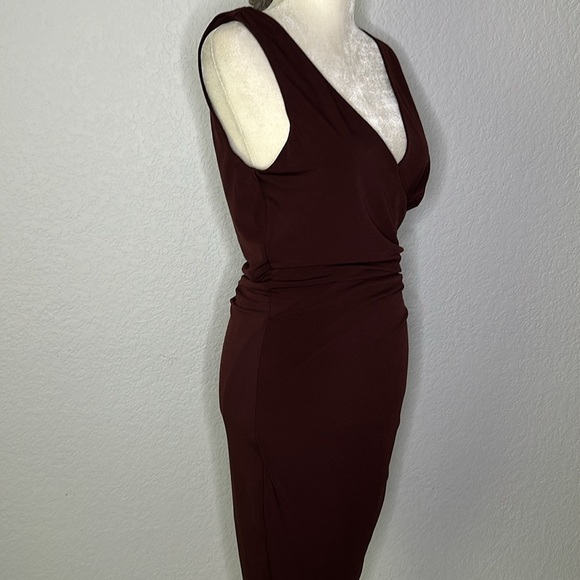 Velvet by Graham & Spencer Ruched Bodycon Formal Dress Burgundy Medium - Picture 5 of 13